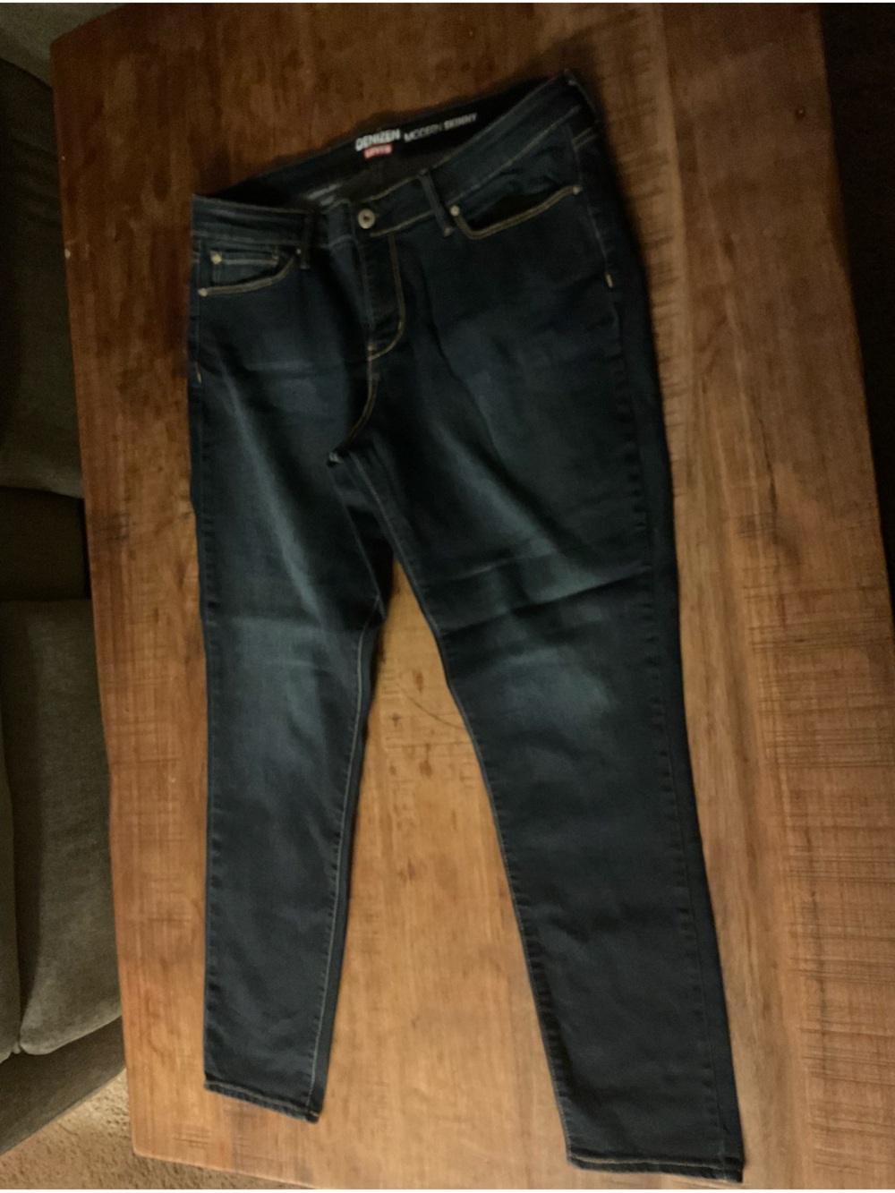 Women’s 18 Levi Denizen Dark Indigo Skinny Jeans